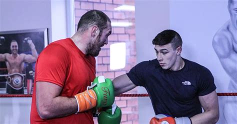 Tommy Fury Explains What Its Like To Be Punched By Brother Tyson Fury Mirror Online