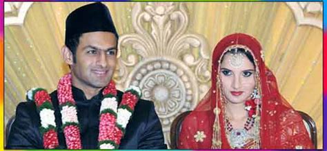 Public Talk Pakistani Cricketers Who Fell In Love With Foreign Beauties
