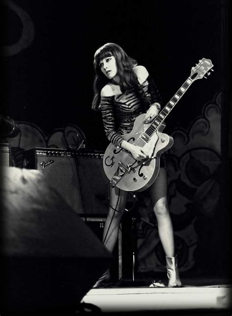 Poison Ivy Rorschach Rock N Roll Style Icon The Cramps Poison Ivy Rock Festivals
