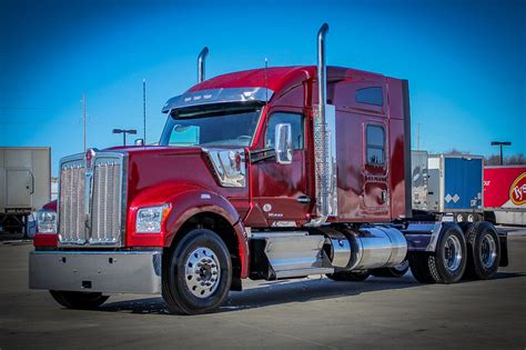 Kenworth Launches The W990 Csm Truck