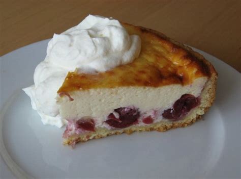 Check spelling or type a new query. Käsekuchen mit Kirschen - Rezept mit Bild - kochbar.de