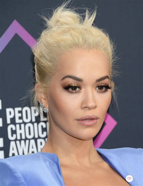 best of best jewelry at the 2018 people s choice awards who wore what jewels amazing