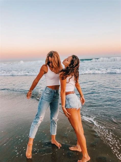 Beach poses ideas for instagram, summer beach photoshoot pictures to. shop my presets in my bio !! etsy.com/shop/PresetsBySummer ...