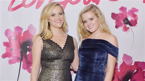 Ava Phillippe 12 Things You Didnt Know About Reese Witherspoons Daughter