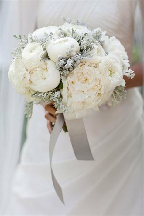 85 Beautiful Winter Wedding Bouquets Weddingomania