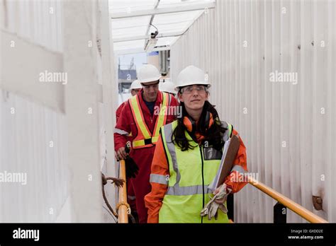Female Engineers Africa Hi Res Stock Photography And Images Alamy