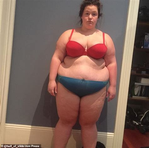 Obese Woman Sheds 12 Stone After Ditching Her Toxic Ex Daily Mail Online