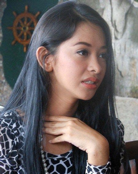 Pin Oleh Famous Beauty Indonesian Di Poppy Bunga