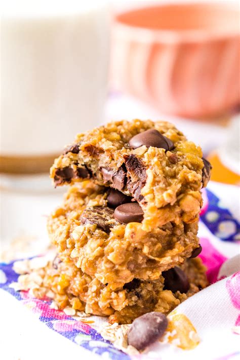 I originally published this oatmeal raisin cookie recipe back in 2017 and they've been a huge reader favorite! Banana Oatmeal Cookies Recipe | Sugar & Soul Co | Banana ...