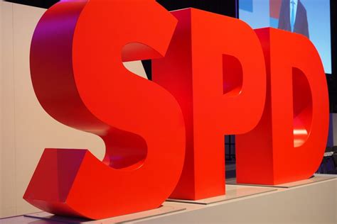 In computing, serial presence detect (spd) is a standardized way to automatically access information about a memory module. „Politik heißt etwas wollen" - Zeit für neuen ...