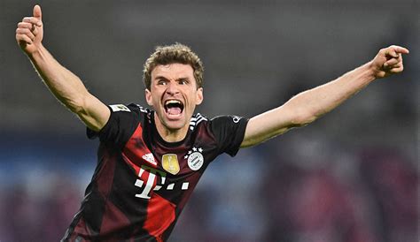 He was born to roman catholic parents. Thesen zum 27. Bundesliga-Spieltag: Thomas Müller muss der ...