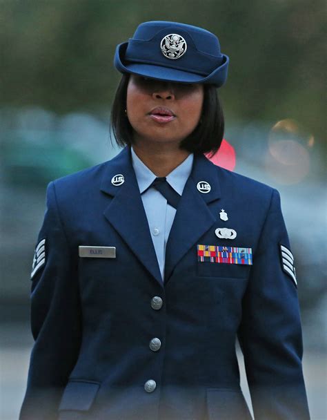 Air Force Basic Training For Females Airforce Military