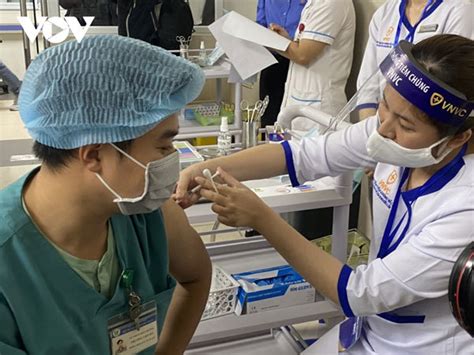 All effective medicines have side effects. First AstraZeneca vaccine side-effects reported in Vietnam ...