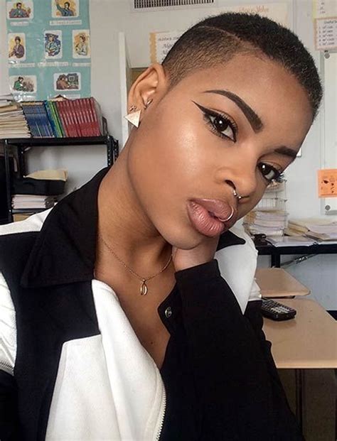 Oct 14, 2019 · hair bias often stems from stereotypes that black hair in its natural state is dirty or unkempt, says patricia okonta, an attorney for the naacp legal defense and educational fund. 2018 Pixie Haircuts For Black Women - 26 Coolest Black ...