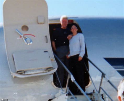 Bill Clinton Stayed In Jeffrey Epstein S Villa On Orgy Island Court Docs Claim Daily Mail
