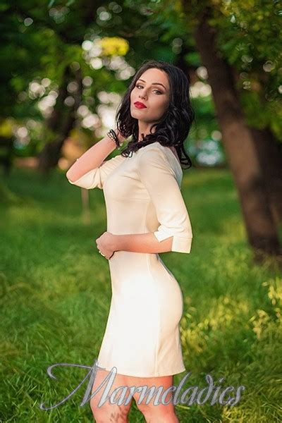 Single Mail Order Bride Oksana From Chernomorsk Ukraine Russian Beauty