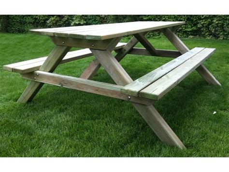 Met houten picknickbanken verander je in een mum van tijd de look van je tuin. Picknickbank Basic (Kiefer imprägniert), 179,00