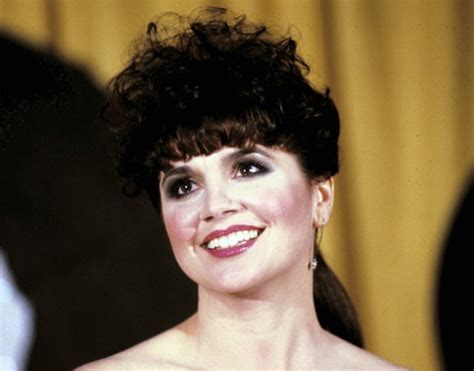 Linda Ronstadt I Had To Sing Those Songs Or I Was Going To Die Music The Guardian