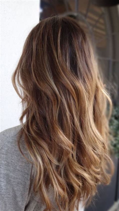 If you also take into consideration that caramel hair is highly customizable to fit golden blonde locks as well as jet black tresses, you got yourself a winner. 6 Tips To Ombre Your Hair And 29 Examples - Styleoholic