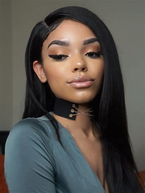 Whether you like long hairstyles with bangs or wear your hair all one length or in longer layers, there are plenty of things you can do to liven up your tresses. Simply long black women's silky straight human wigs with ...