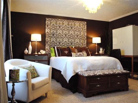 Brown Walls In Bedroom A Warm And Cozy Retreat