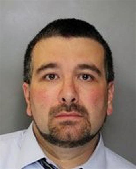 Ex-middle school principal offered probation for Craigslist child sex