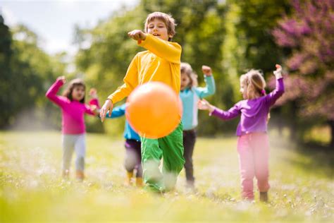 20 Classic Ball Games For Kids