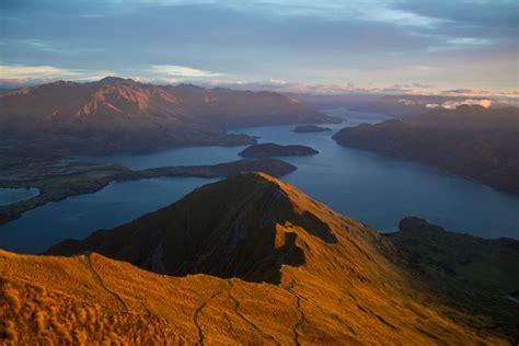 Spectacular Sunrise At Roys Peak One Of The Best Day Hikes In Wanaka