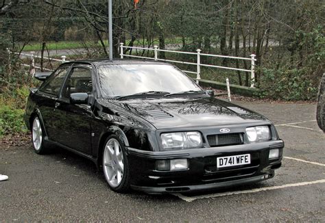 Ford Sierra RS500 black front escort alloy wheels | Revival Sports Cars