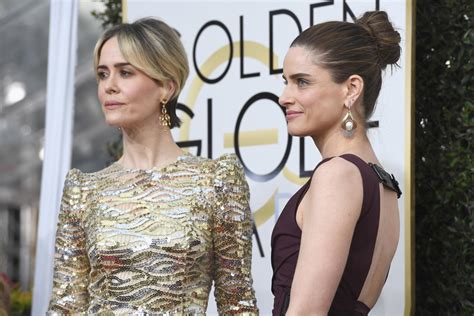 Sarah Paulson And Amanda Peet Are Total Friendshipgoals On The Golden