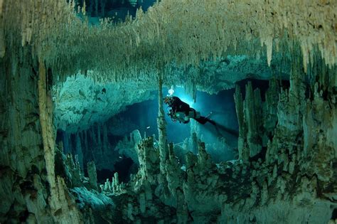 Yucatan Undersea Cavern Scuba Diving Gear Best Scuba Diving Cave