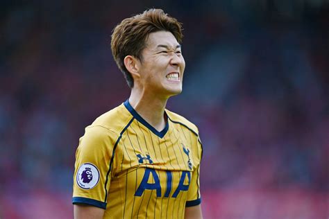 Scorer of the first premier league and champions league goals at tottenham hotspur stadium, winner of the 2019/20 fifa puskas award for his wonder goal. Tottenham transfer news: Son Heung-min thrilled at being ...