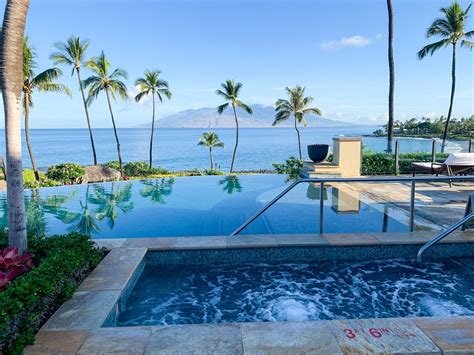 Review The Four Seasons Maui Resort The Points Guy Maui Resorts Wailea Resort Resort