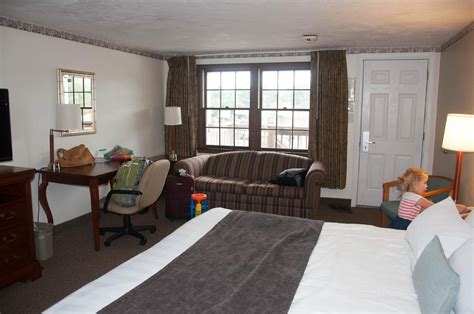 Holiday Hill Inn And Suites Dennis Port Ma Cape Cod Motel Reviews