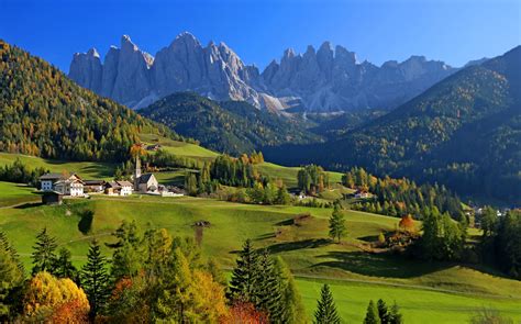 Panorama View Point For Val Di Funes Italy