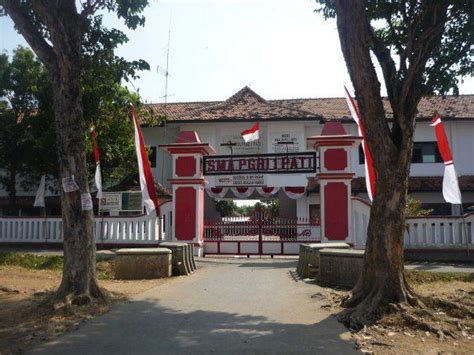 Tapi suyoto mengaku tidak bisa berbuat banyak. SMK Nasional Pati - Home | Facebook