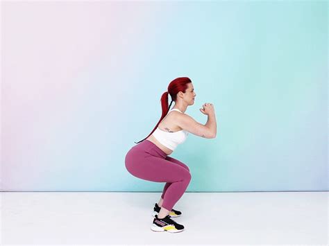 A Lunch Break Workout You Can Do In 10 Minutes Without Getting Sweaty