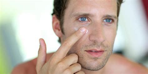 Adult Acne In Men What It Is Causes Of Adult Acne And How To Treat