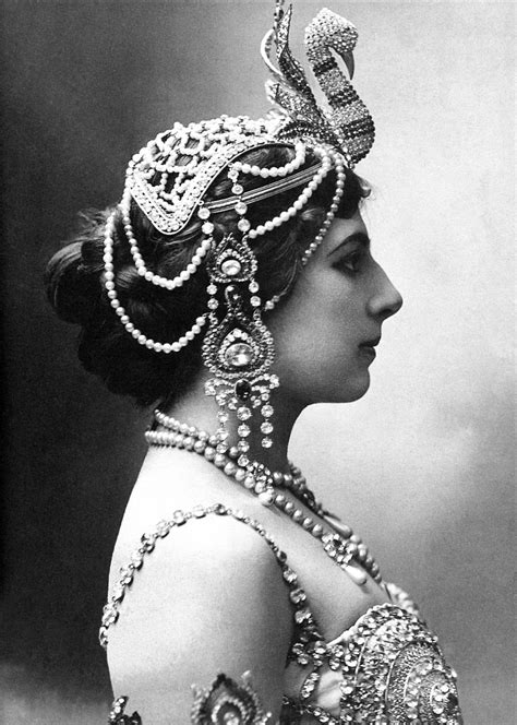Review Mata Hari A Life From Beginning To End By Hourly History