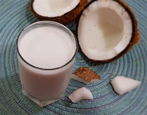 Coconut Milk How To Extract Coconut Milk Vanitas Corner