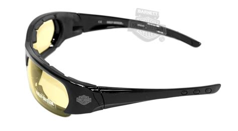 Features a handy collapsible frame, great for storing in smaller areas on your bike. Harley Davidson Sunglasses / Riding Glasses HDS 901 BLK ...
