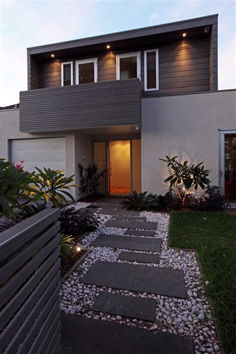 Gorgeous Stone Walkways To Add Your Home People shall wish from the interior what they see from the exterior.