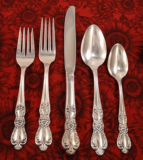 1847 Rogers Heritage Vintage 1953 Silver Plate Floral Flatware From