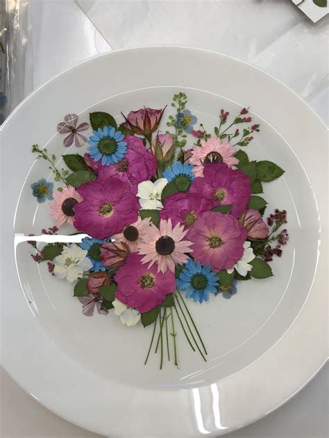 Handmade Real Pressed Flowers Bouquet On The Plate Two Layers Of Clear