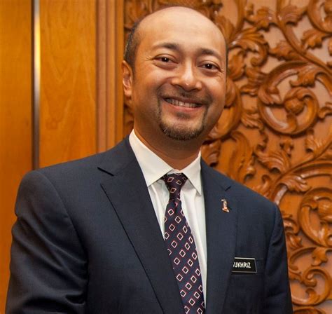 >> thursday, september 10, 2009. Biodata Ringkas Anak-Anak Tun Dr. Mahathir | Iluminasi