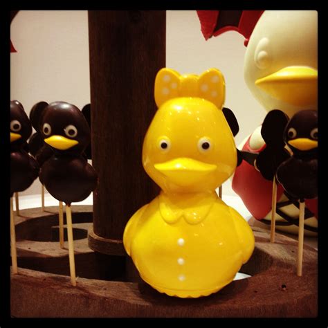 Формат3dsmax 2014 + obj :: chocolad duck | Novelty lamp, Best street food, Decor