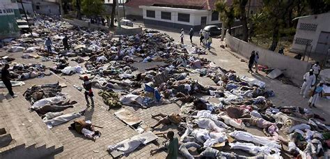 En haití murieron mas de 300.000 personas a 500.000 y 1.000.000 de personas damnificadas en este dicho pais. Foto: Terremoto en Haití | Imágenes del terremoto de Haití
