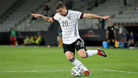 Robin gosens was the key player on both ends of the pitch, providing germany with the sort of dynamic that was missing from the game against france. DFB-Verteidiger Robin Gosens: Der unbekannte Stammspieler ...
