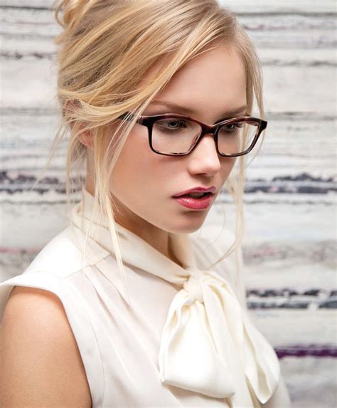 Pin By Пенчо Гичев On Eyeglasses For Ladies Beauty Girls With