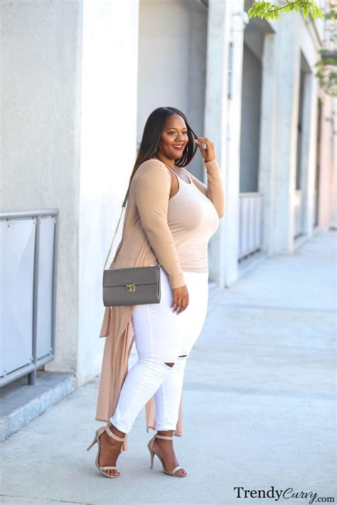 keep it neutral trendy curvy big size fashion trendy plus size fashion blog